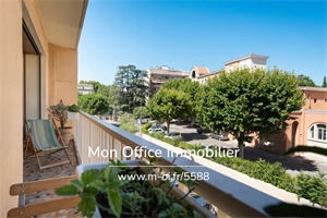 t3 à la vente -   13100  AIX EN PROVENCE, surface 94 m2 vente t3 - UBI480173270
